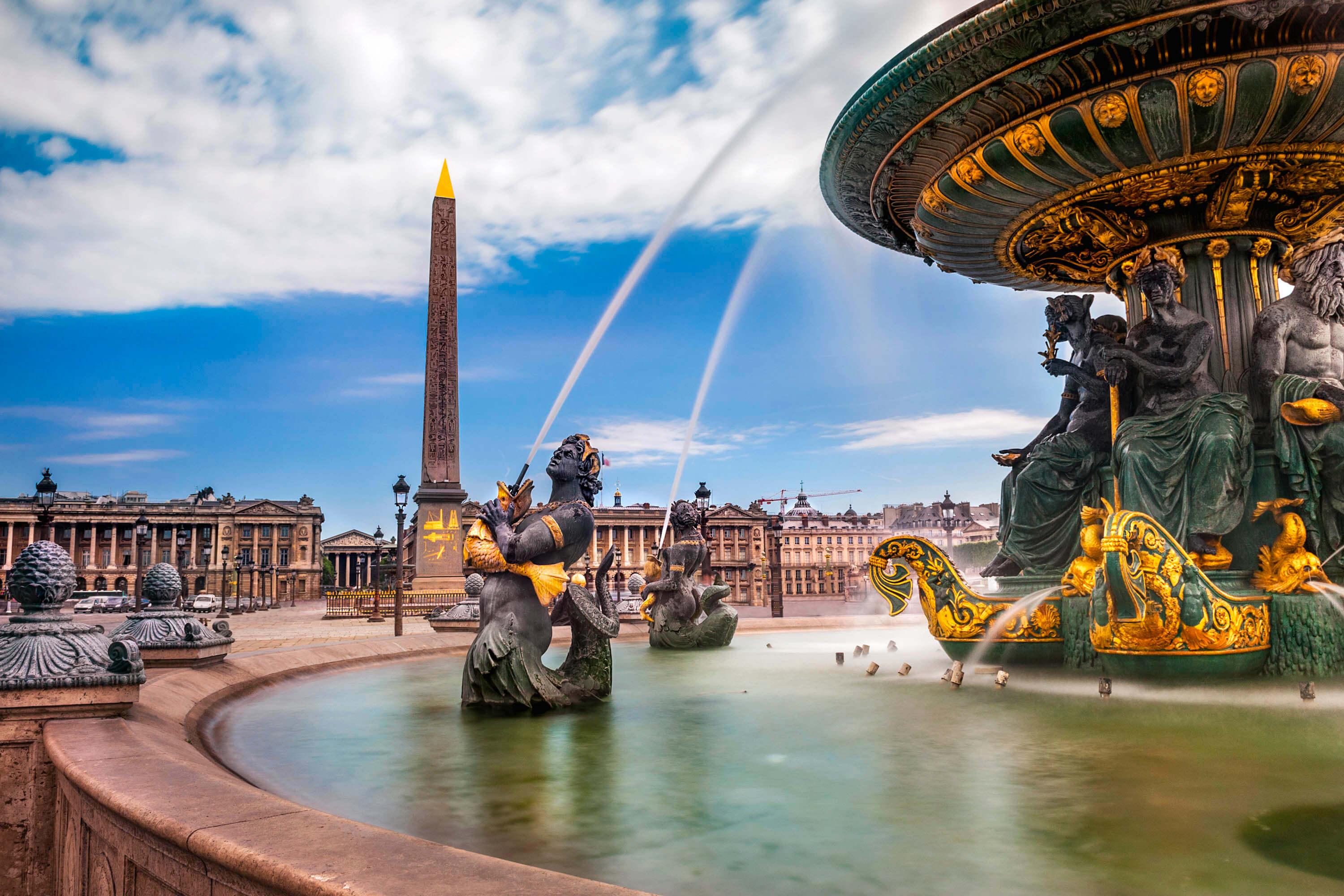 Paris: Champs-Elysées Walking Tour with Audio Guide - photo 4