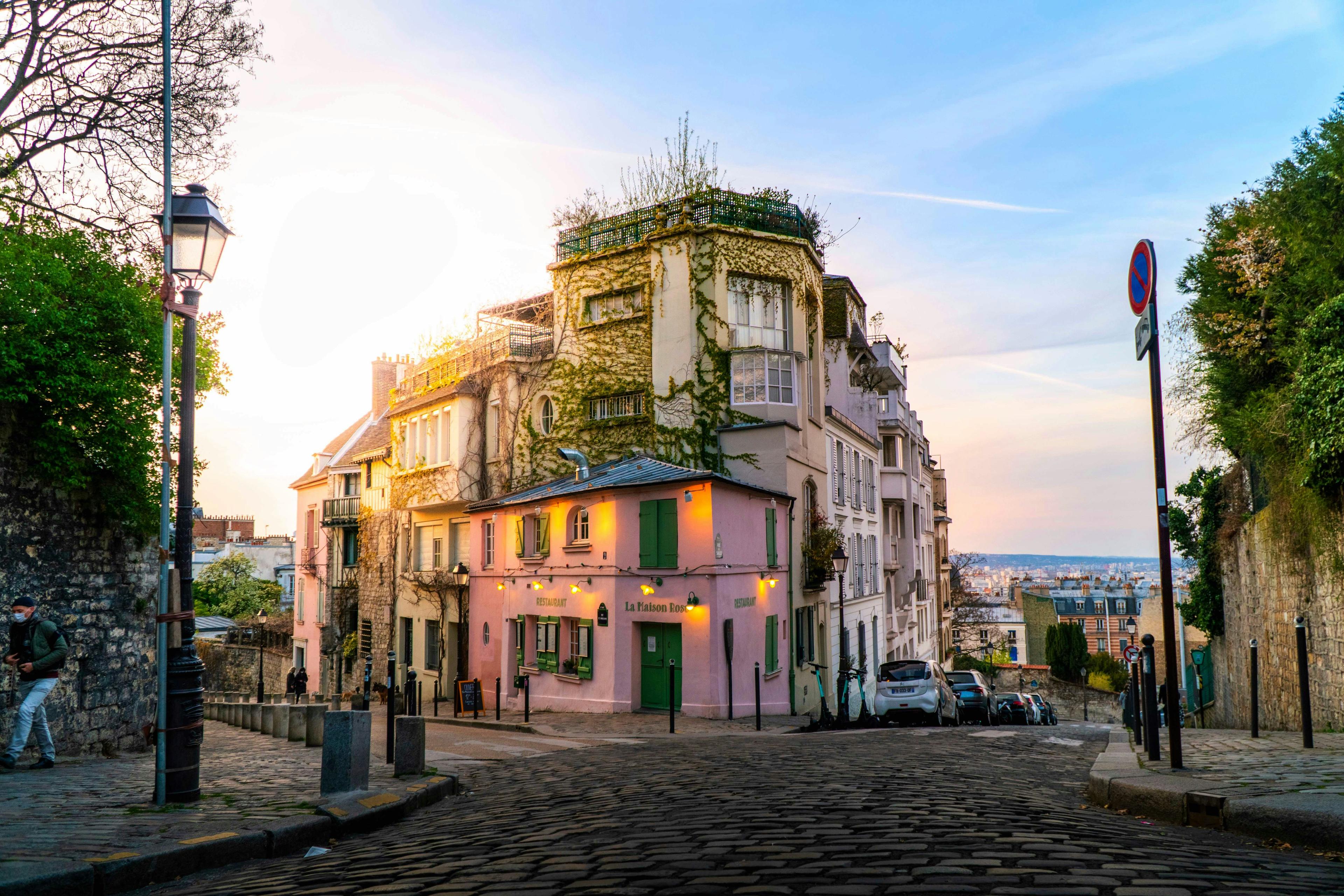 Montmartre Walk: Moulin Rouge to Sacré-Cœur - cover photo