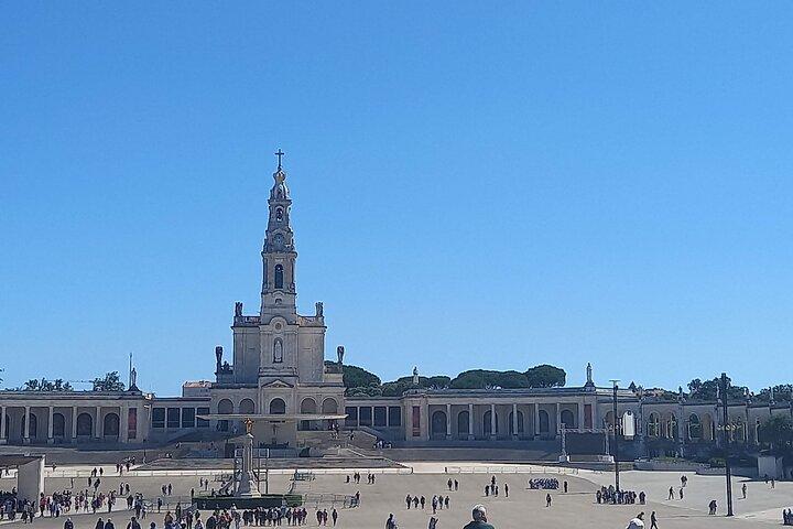 Fatima- Nazare-Obidos private tour from Lisbon or Cascais - cover photo