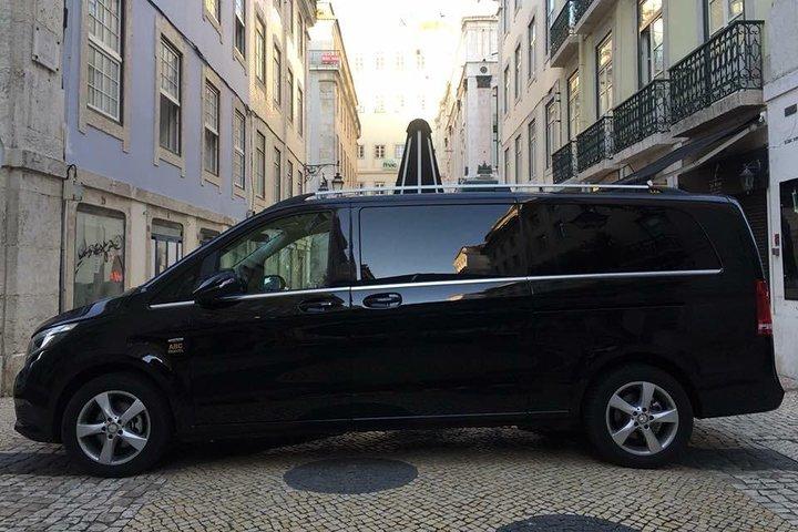 Private Transfer To or From Óbidos - cover photo
