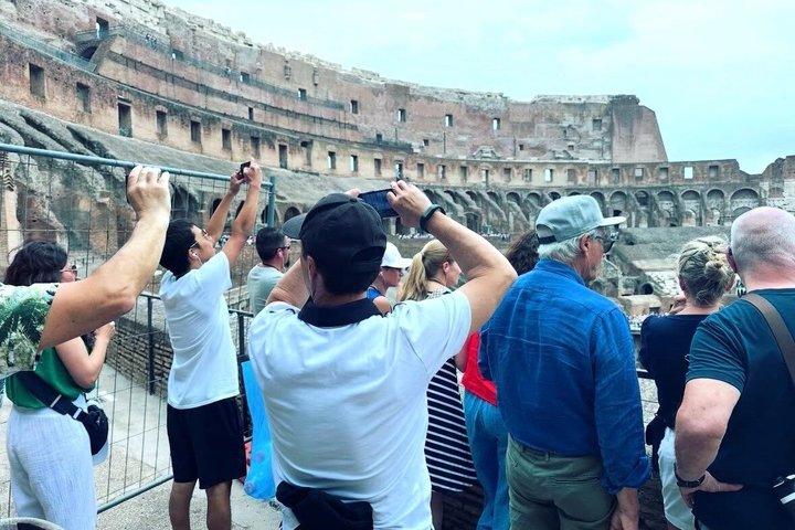 Colosseum Roman Forum and Palatine Hill Guided Tour SEMI-PRIVATE GROUP - photo 5