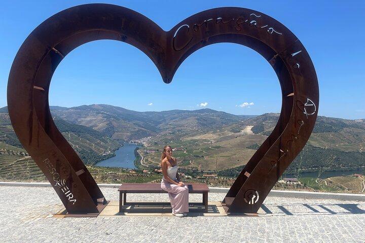 Porto: Douro Valley, 2 Wine Regions, Sommelier, Boat Trip & Lunch - photo 2