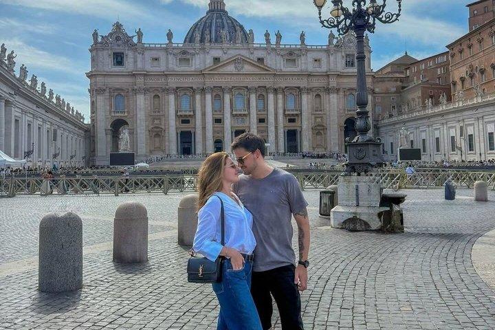 St. Peter's Basilica and Papal Grottoes Guided Tour - cover photo