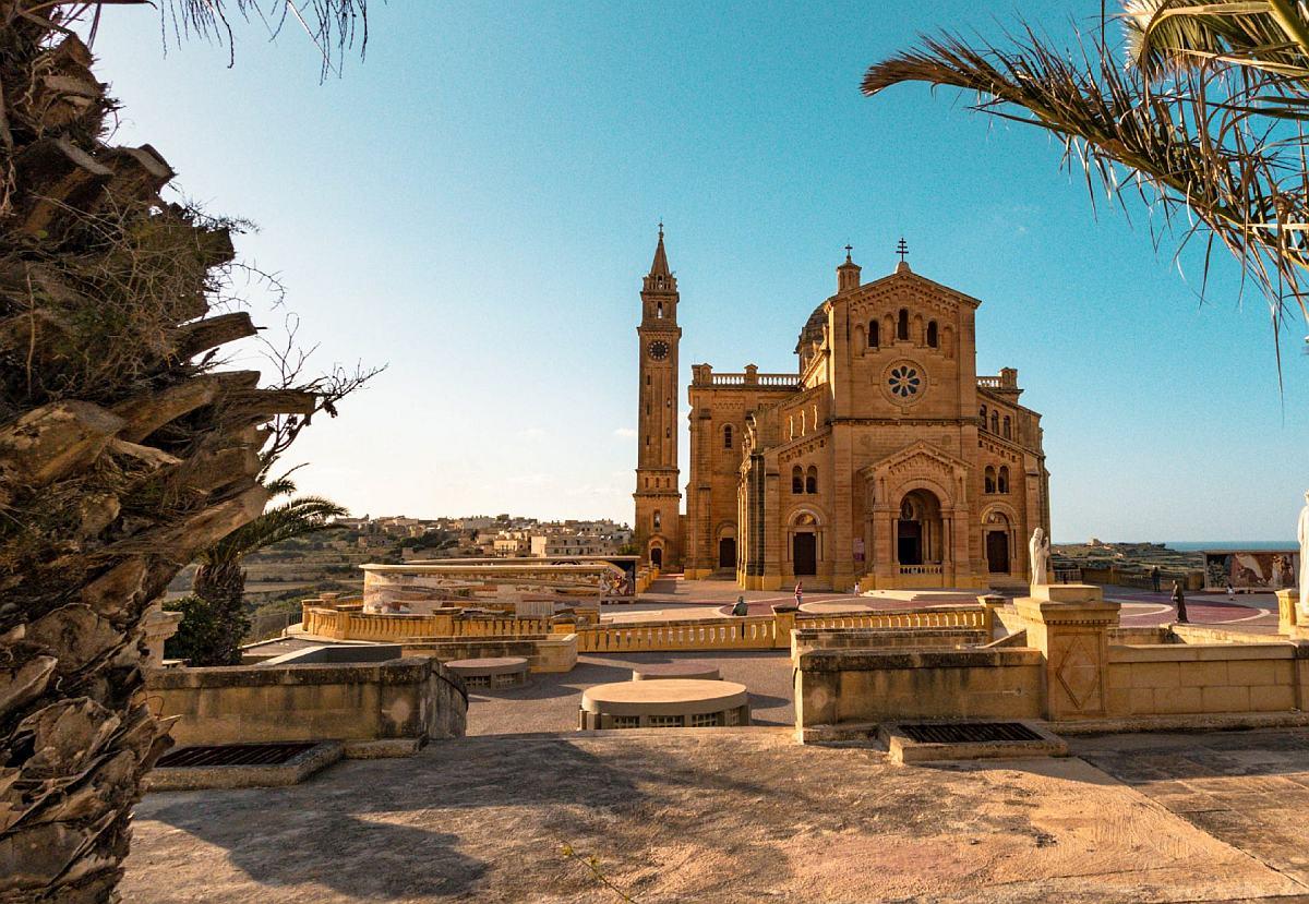 1-day Gozo Pass | Unlimited Hop-On Hop-Off Bus in Gozo & Return Coastal Route Trip - photo 3