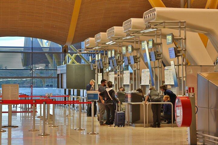 Private Transfer From Madrid Airport to Madrid - photo 5