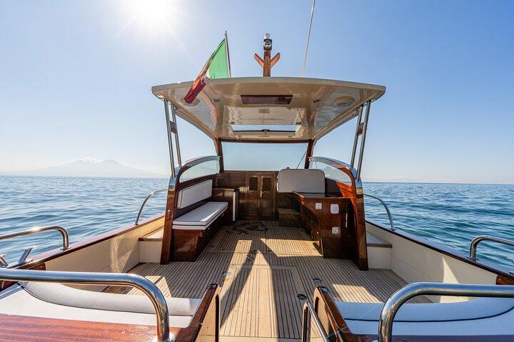 Capri Island Private Luxury Boat – Exclusive Scenic Day Tour - photo 3