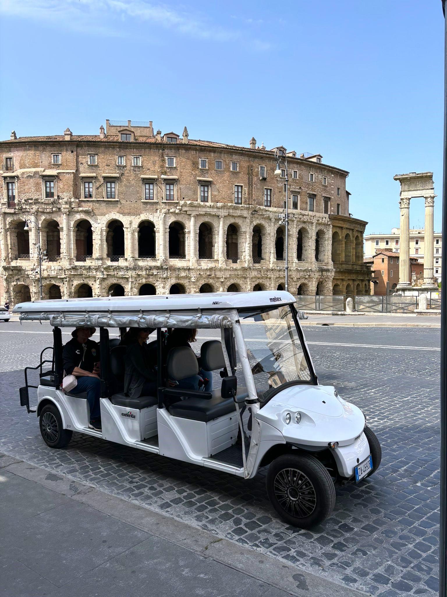 Tour golfcart Roma: Un viaje por la ciudad eterna - cover photo