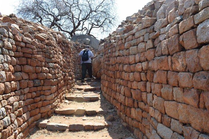 Khami Ruins Historical Tour - photo 3