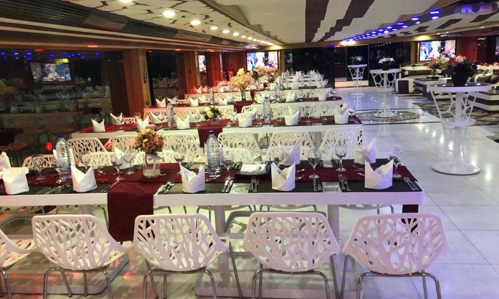 Dubai Lotus Mega Yacht Dinner Cruise Tickets - photo 4