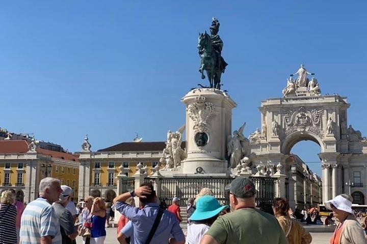 Private Tour 9 DayS in Portugal including Lisbon, Fátima, Sintra, Porto, Évora.. - photo 2