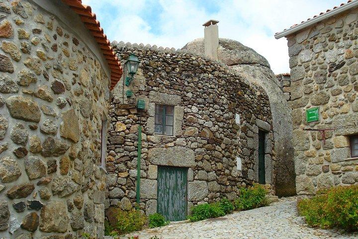 Full-Day Portuguese Historical Villages Private Tour - photo 2