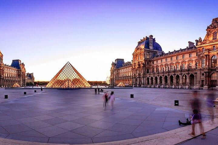 Insider Louvre: from a Royal Palace to a museum - cover photo