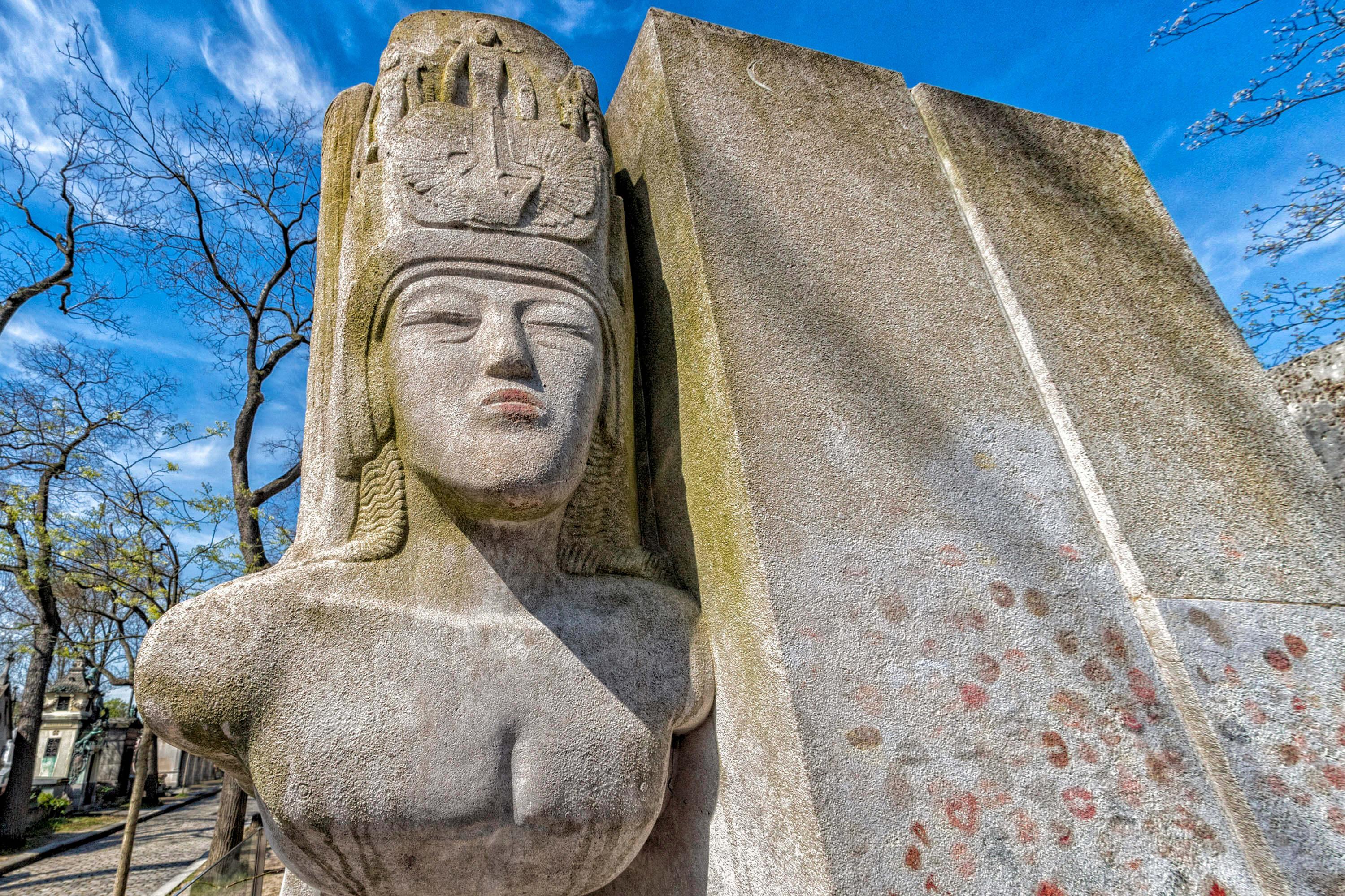 Père-Lachaise Cemetery Paris: audio tour of celebrity graves - photo 5
