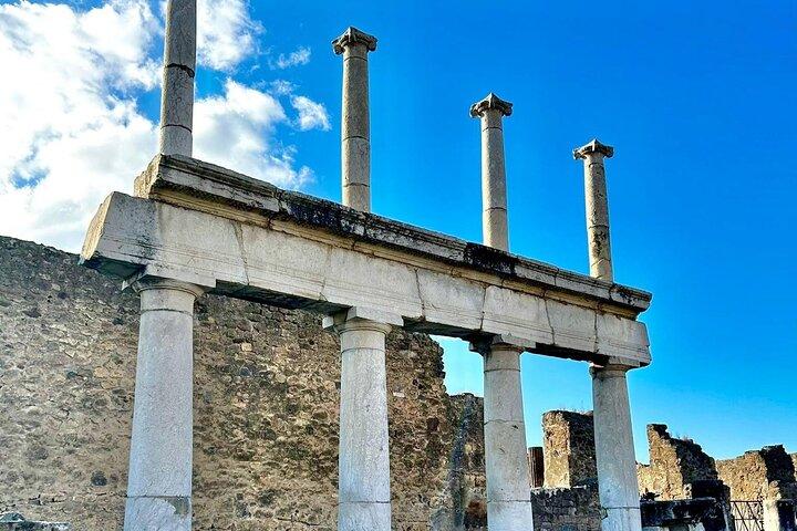 Pompeii and Naples with Street Food from Sorrento and Naples - photo 5