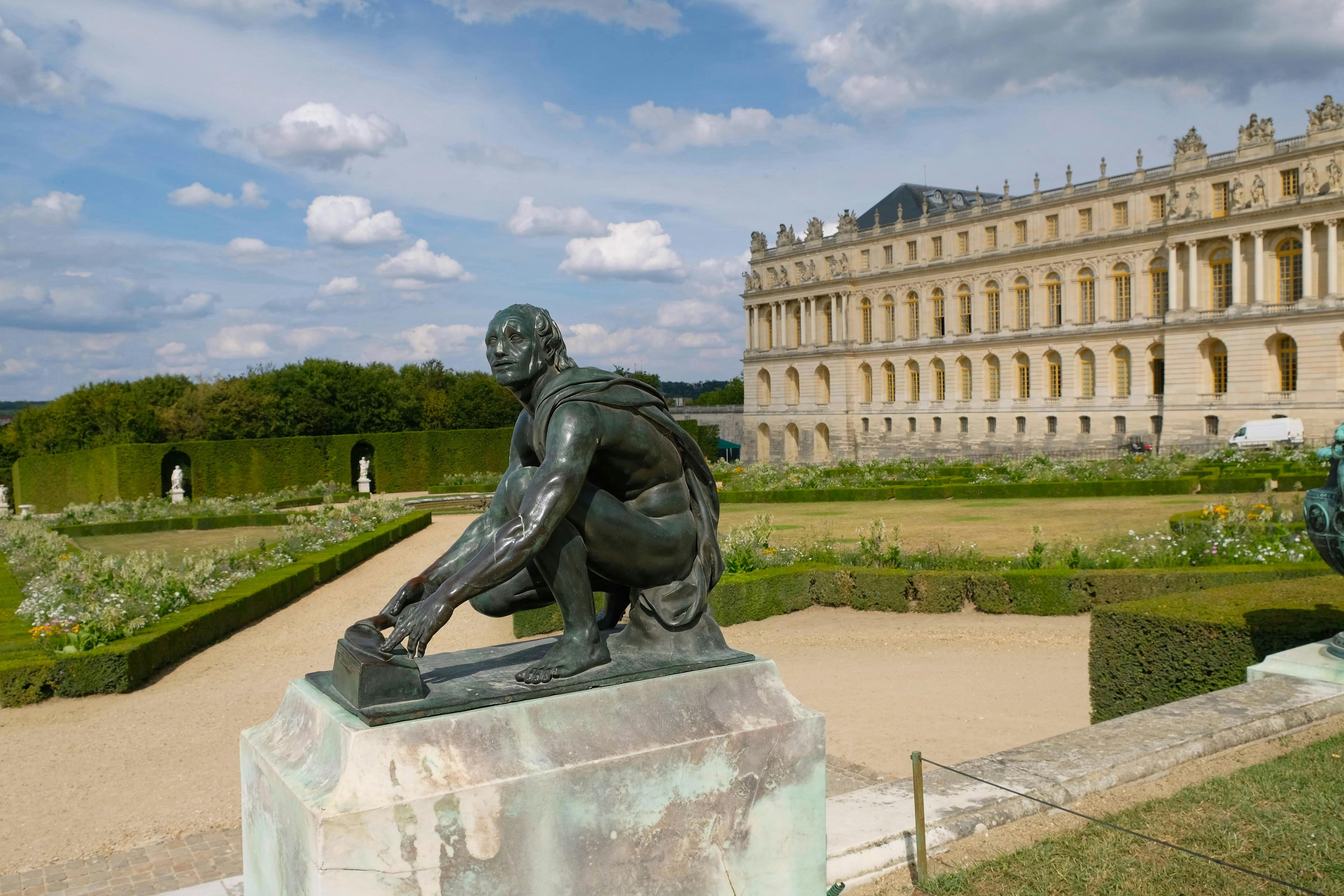 Versailles: French Breakfast, Royal Palace & Gardens - photo 3