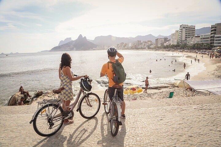 Bike Tour Of Rio – Beaches and Lagoon - cover photo
