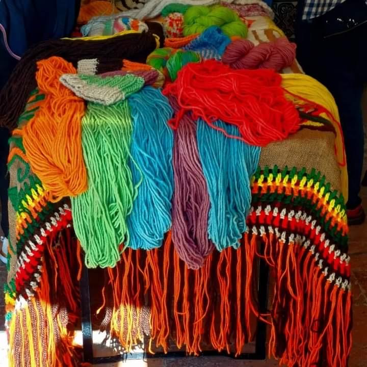 Exploring Castel Del Monte: Guided Village Tour and Traditional Yarn Workshop - photo 3