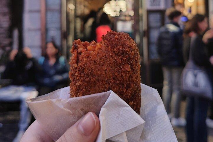 Rome Food Tour: Pasta, Wine, Gelato Trastevere Campo de' Fiori Like a Local - photo 2