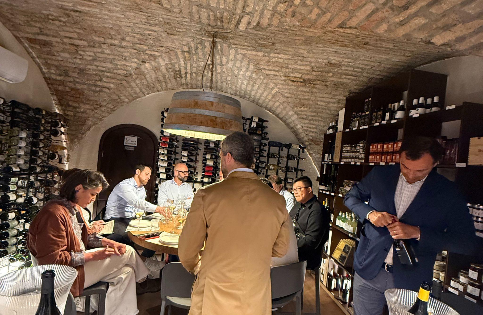Wine Tasting with Local Food Board Pairing in Venice - photo 5