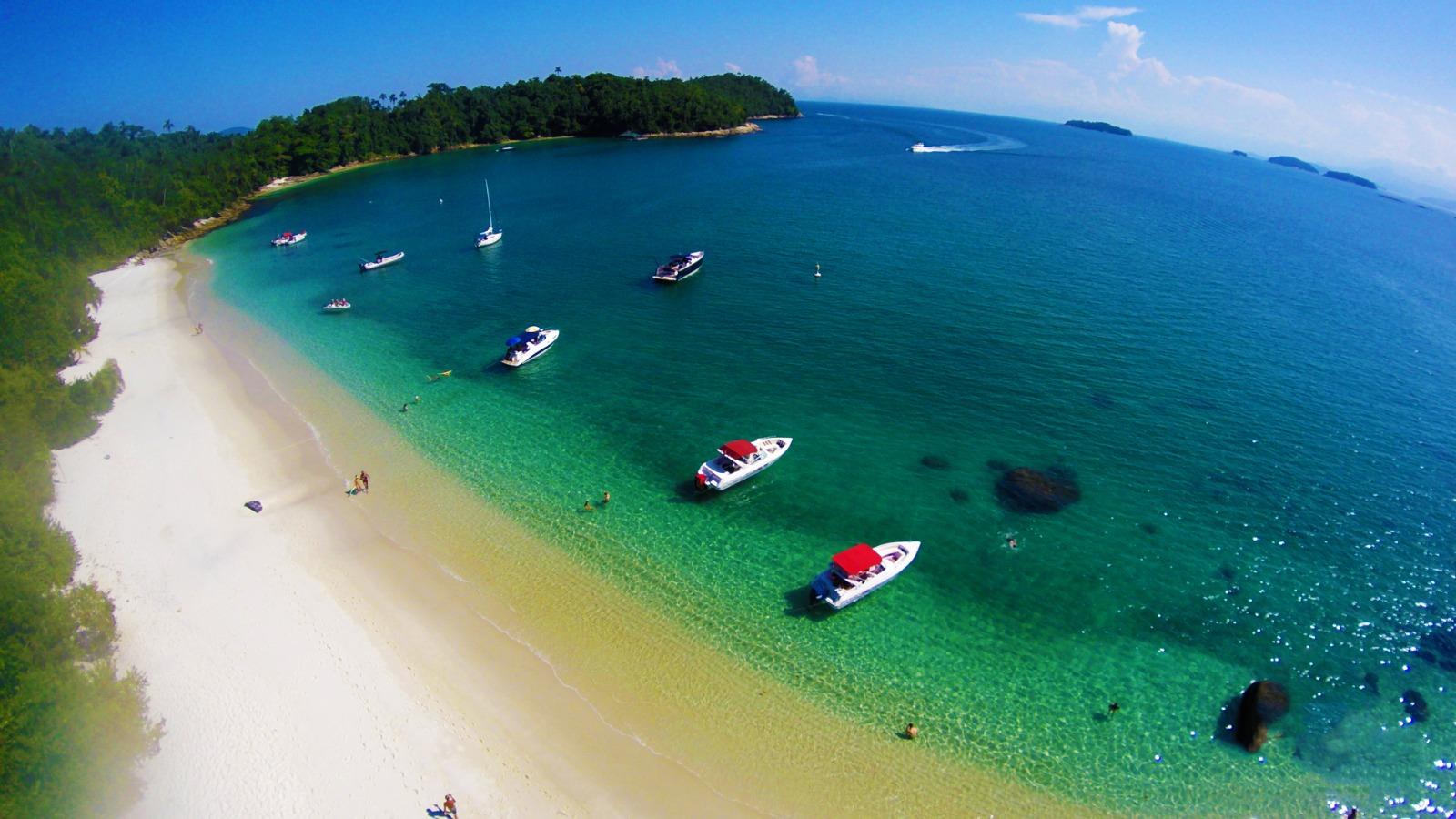 Angra dos Reis Private Speedboat Beach Adventure - Paradise Islands - photo 5