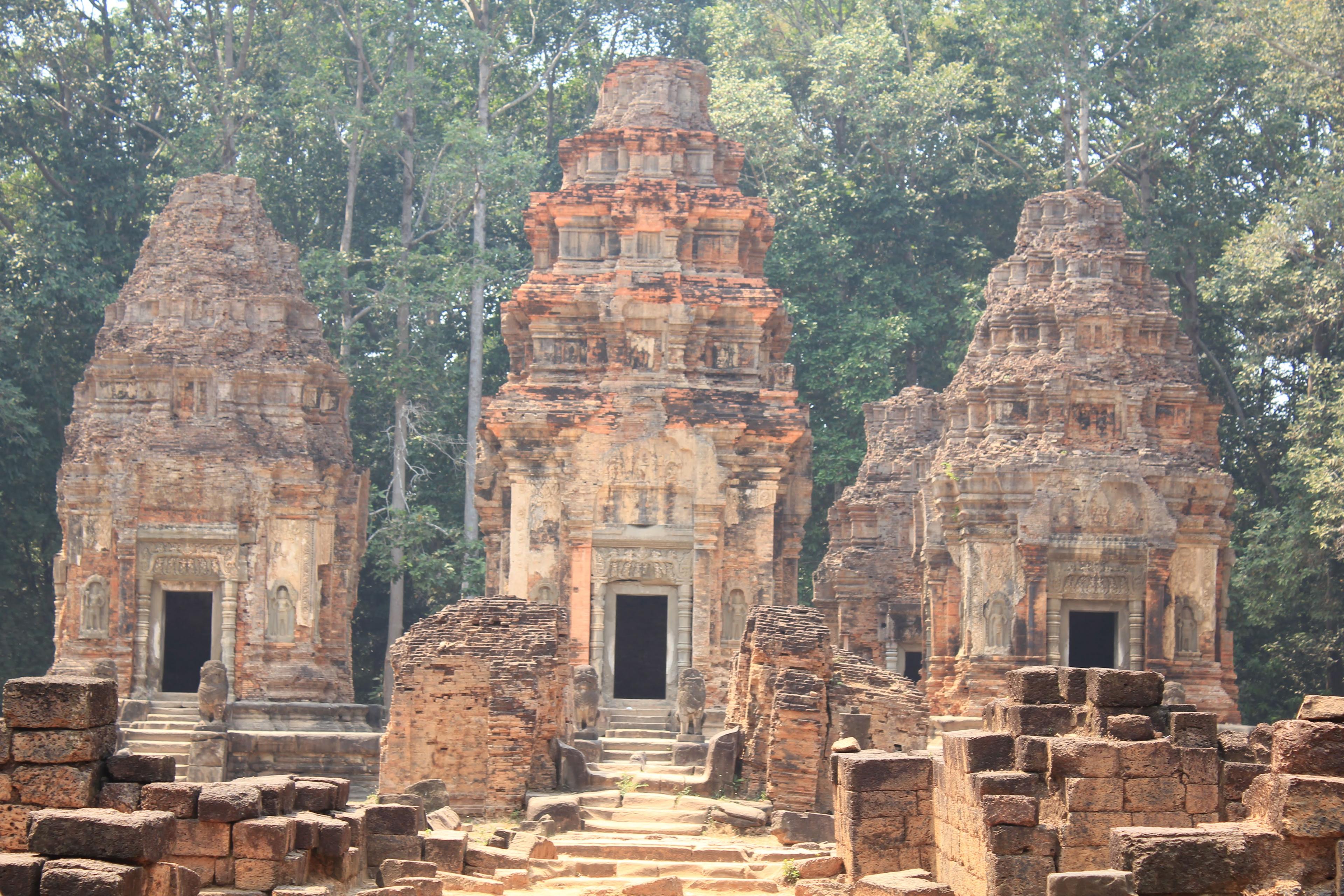 Private Tour: Banteay Srei, Beng Mealea & Roluos Group - photo 3