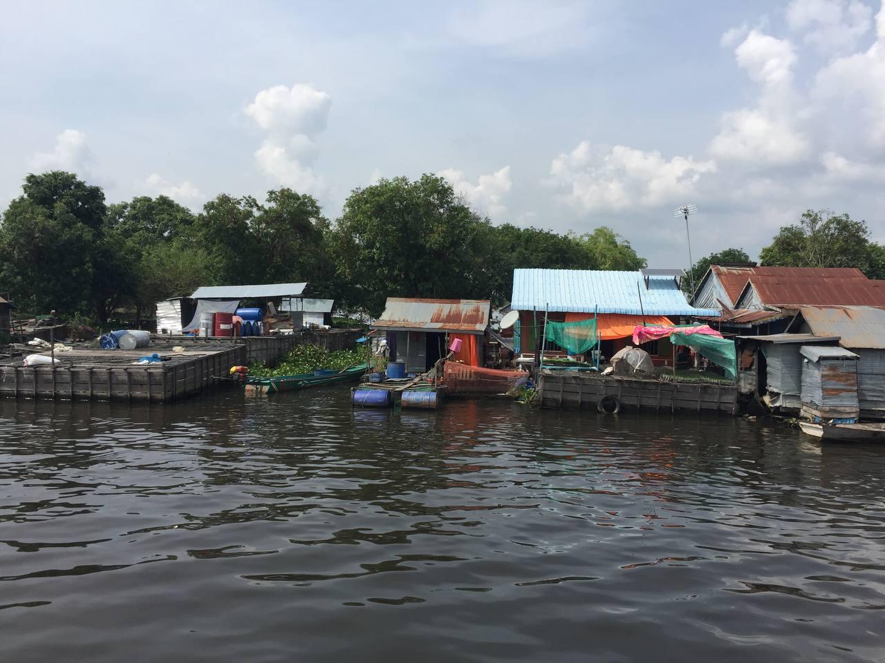 Private Day Tour: Banteay Srei, Roluos Temples & Tonle Sap - photo 2