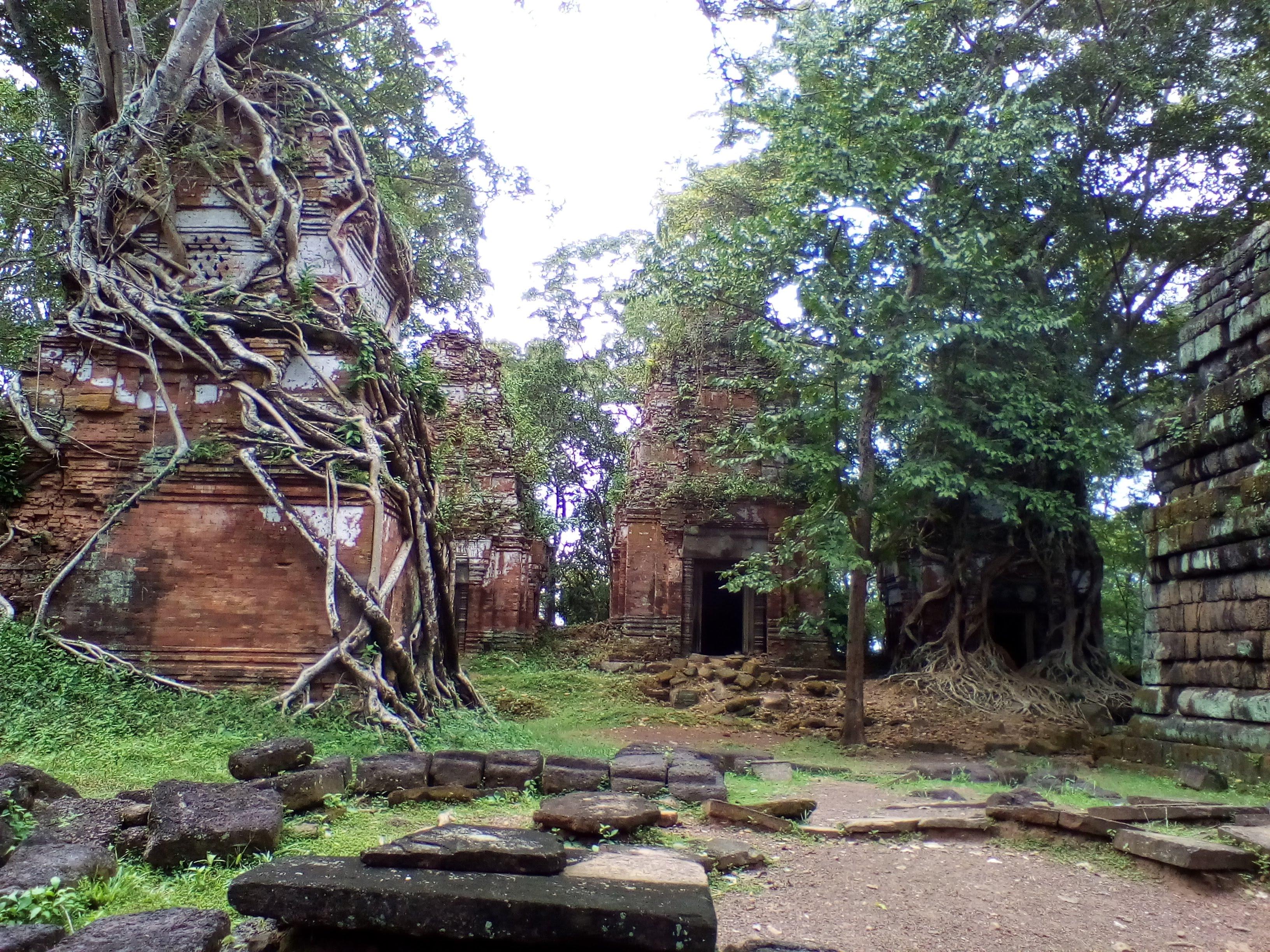 Private Siem Reap Tour: Koh Ker Pyramid & Beng Mealea - photo 3