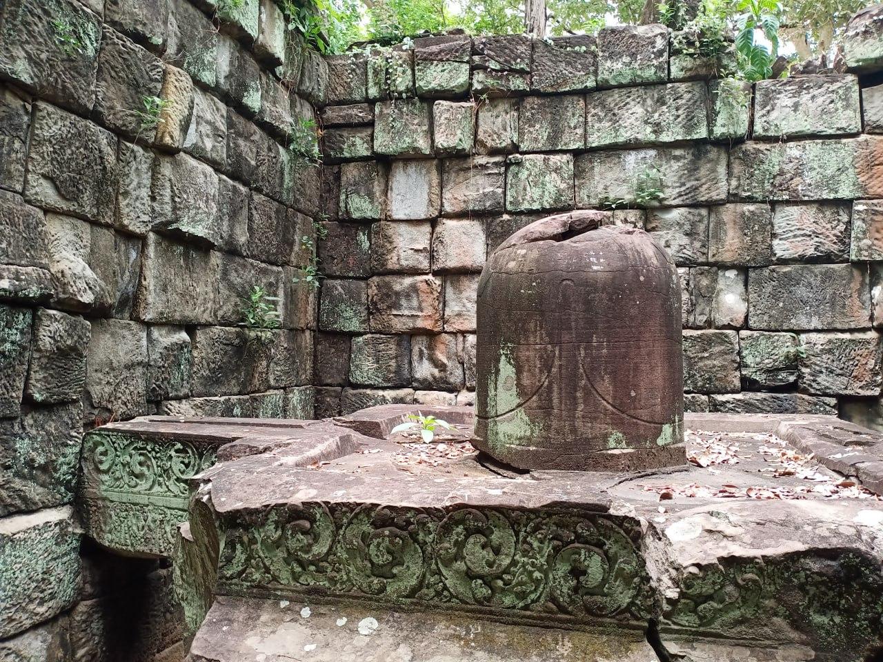 Private Siem Reap Tour: Koh Ker Pyramid & Beng Mealea - photo 4