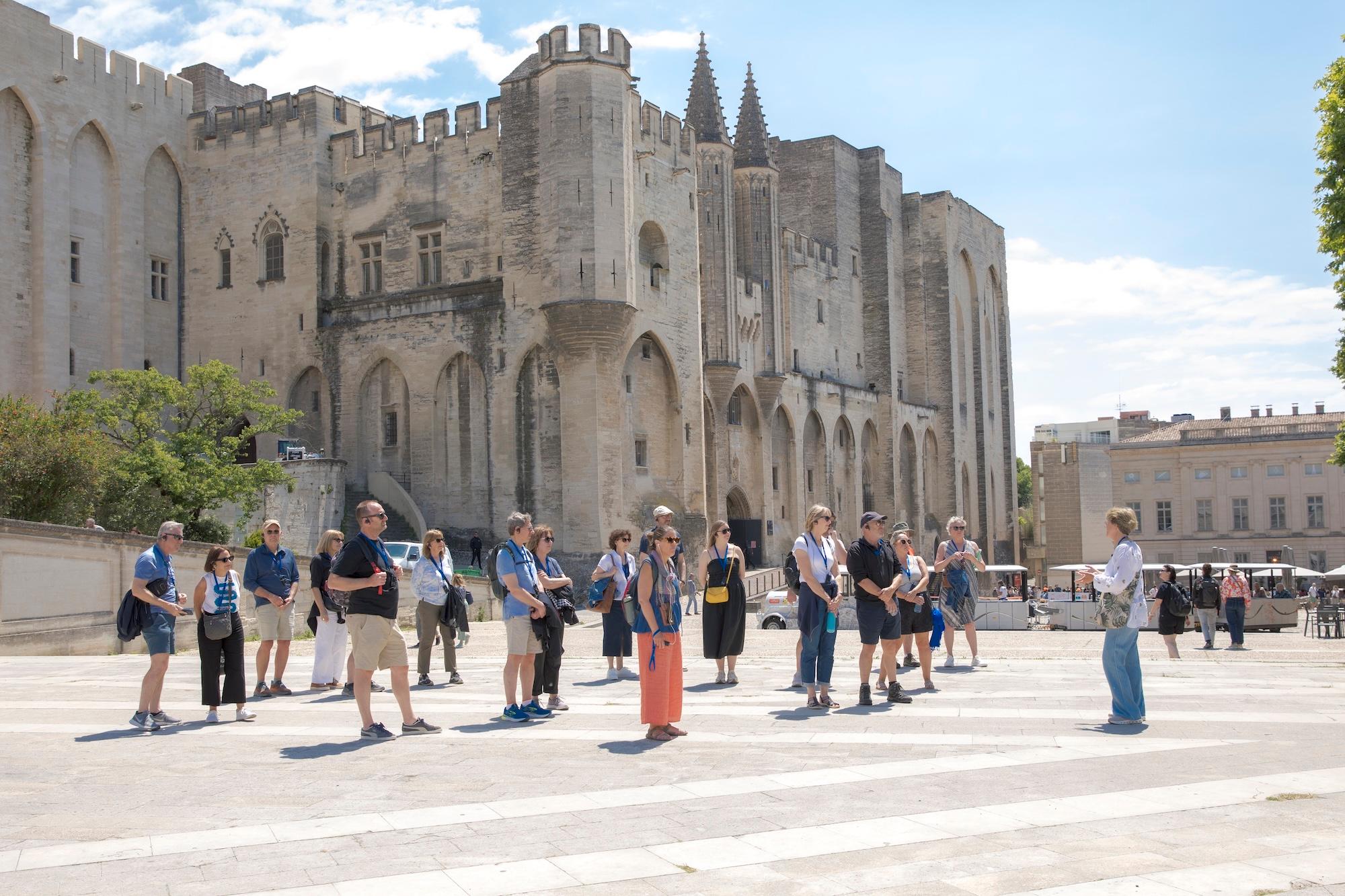 Avignon History and Legends Walking Tour - photo 2
