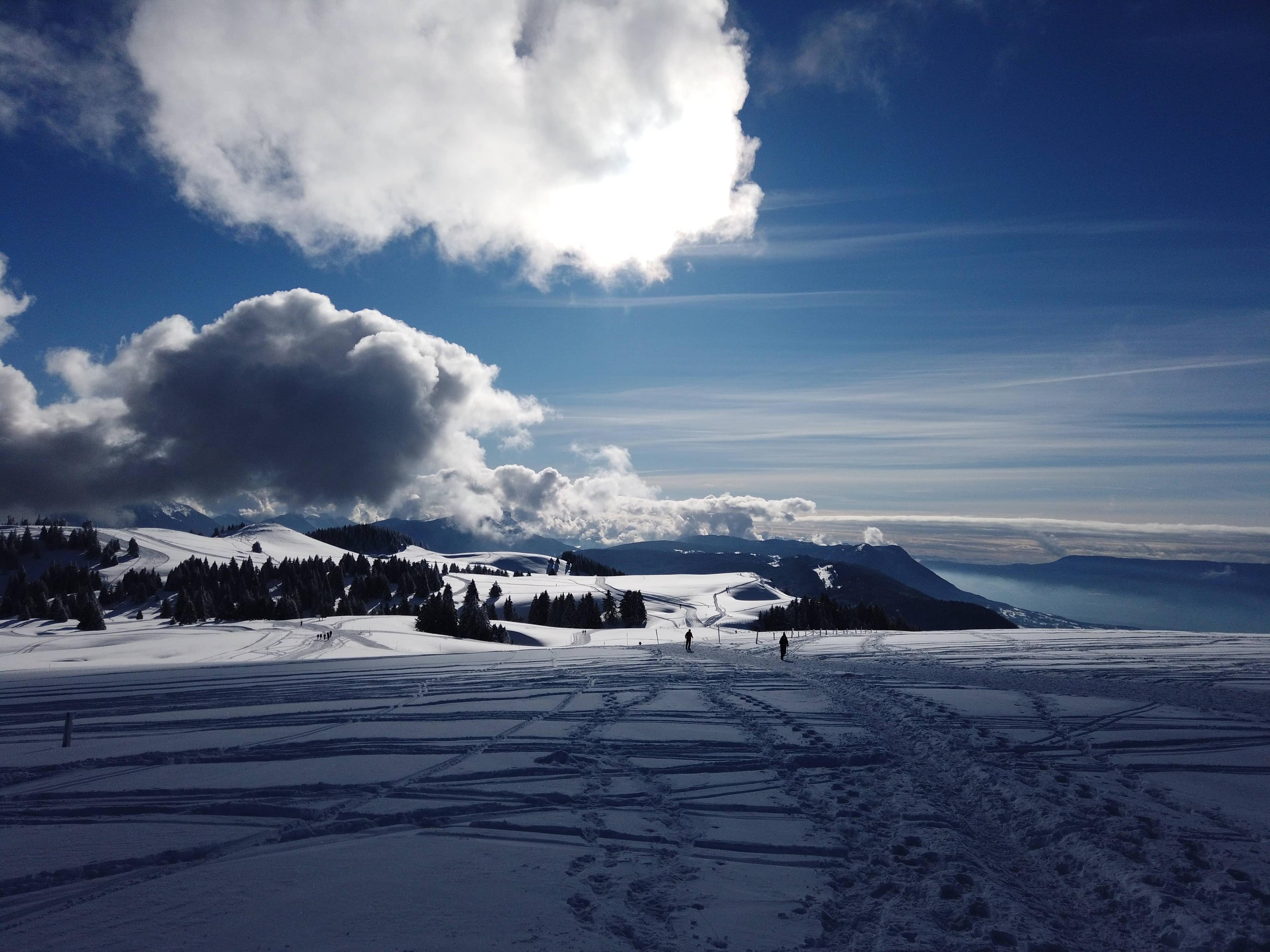 Snowshoeing trip near Annecy - photo 4